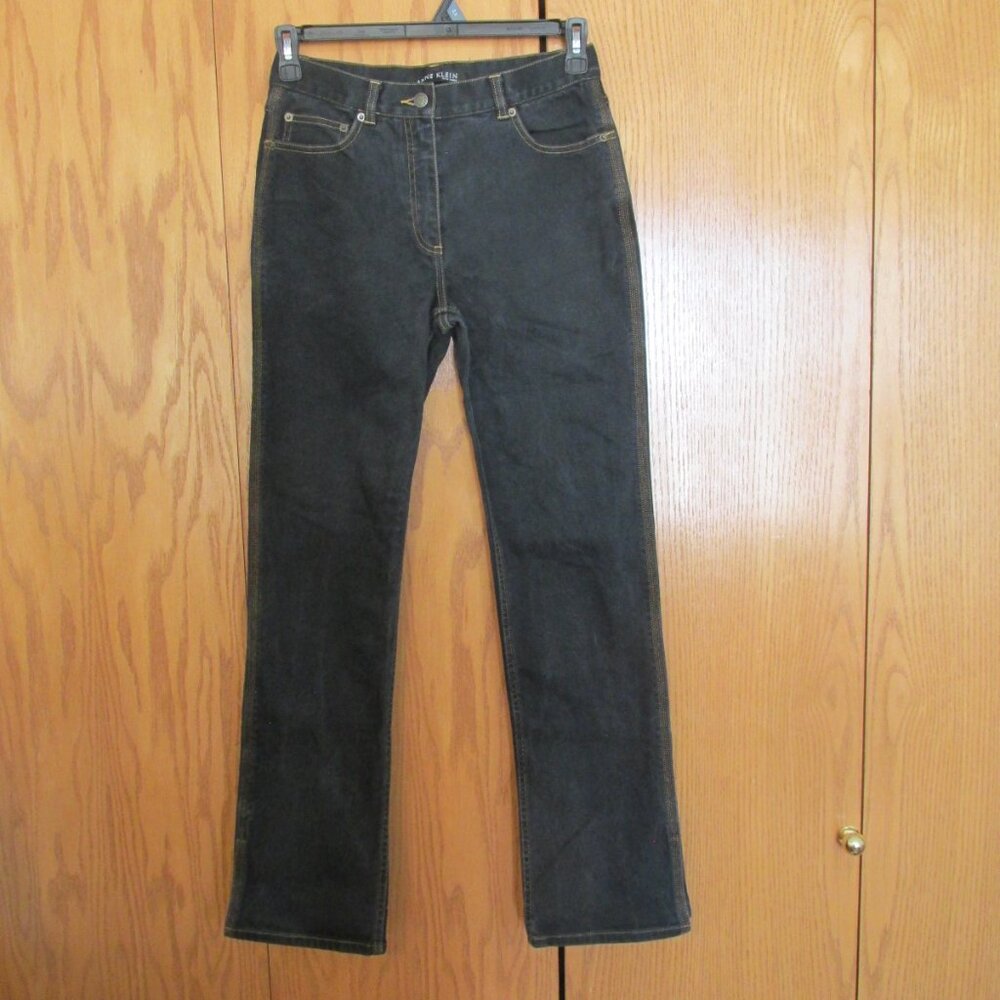 ANNE KLEIN WOMEN'S SIZE 6 JEANS MEDIUM DARK BLUE DENIM STRAIGHT LEGS LION BUTTON